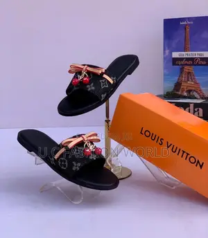 Original LV Slippers for Ladies