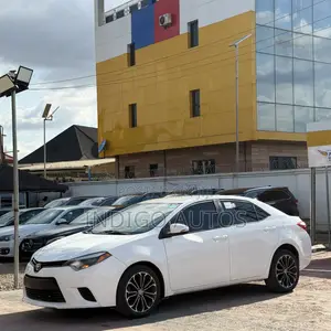 Toyota Corolla 2015 White