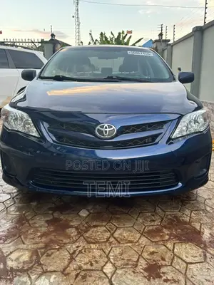 Toyota Corolla 2012 Blue