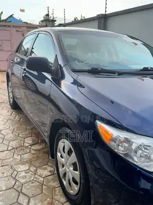 Toyota Corolla 2012 Blue