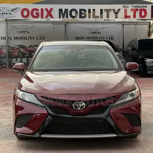 Toyota Camry XSE V6 FWD (3.5L 6cyl 8AM) 2018 Red