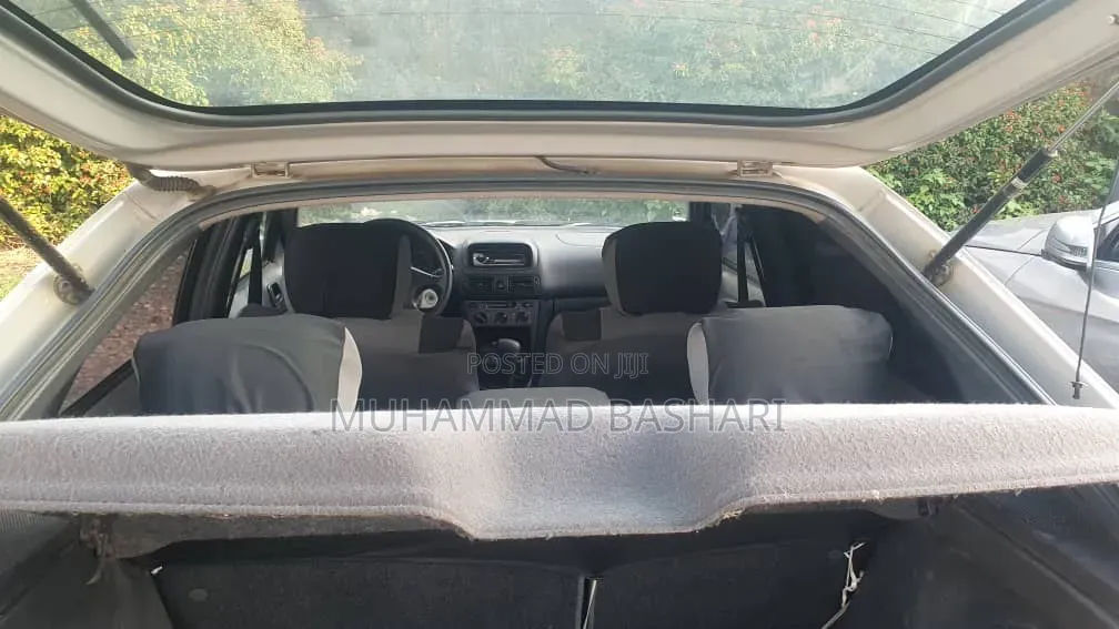 Toyota Corolla 2000 Silver