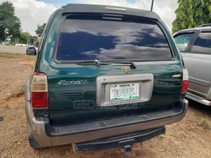 Toyota 4-Runner 2002 Green