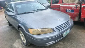 Toyota Camry Automatic 1999 Blue