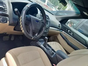 Ford Explorer 2016 White