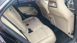Mercedes-Benz C250 2016 Black
