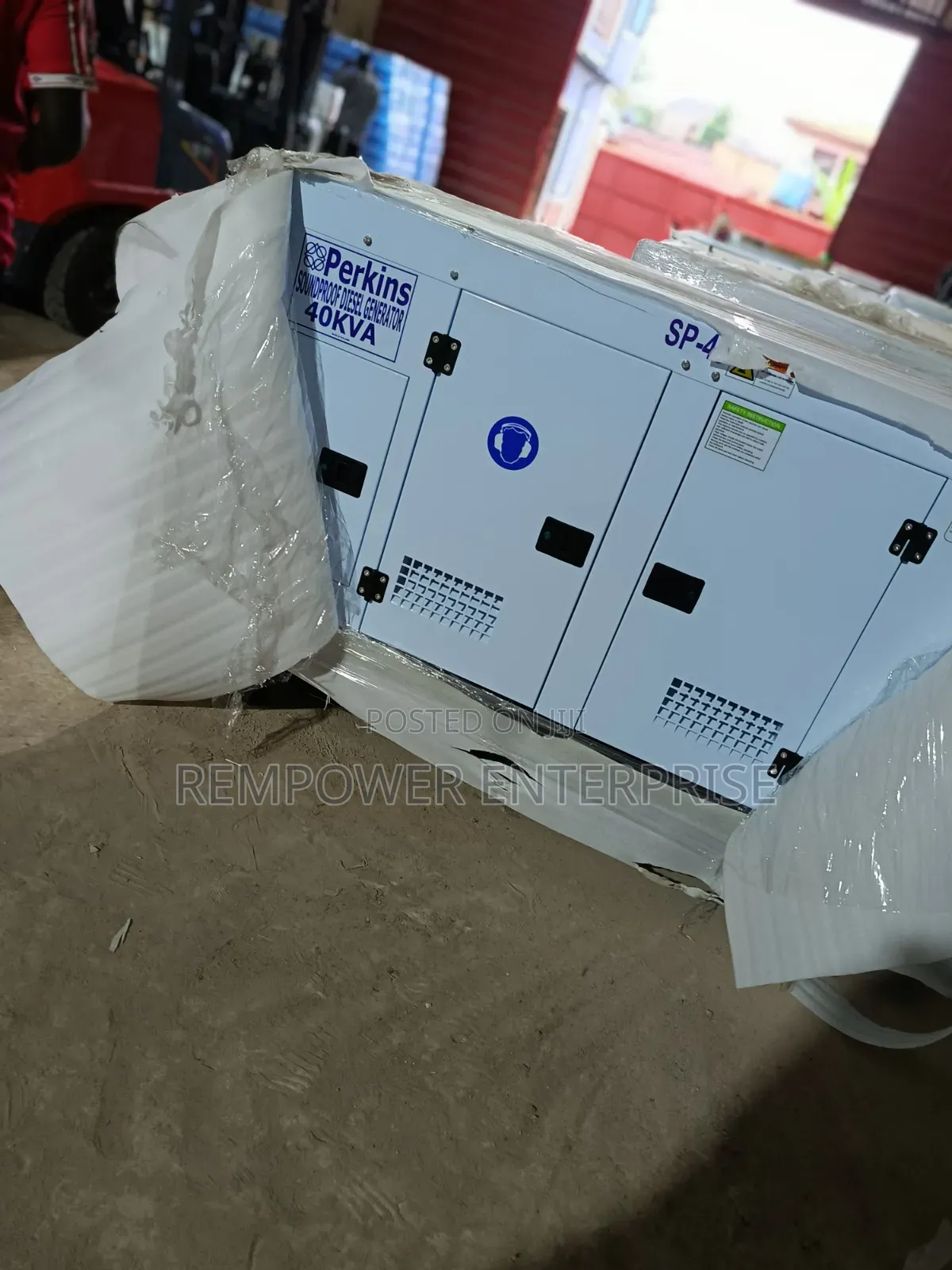" Perkins Soundproof 40kvw