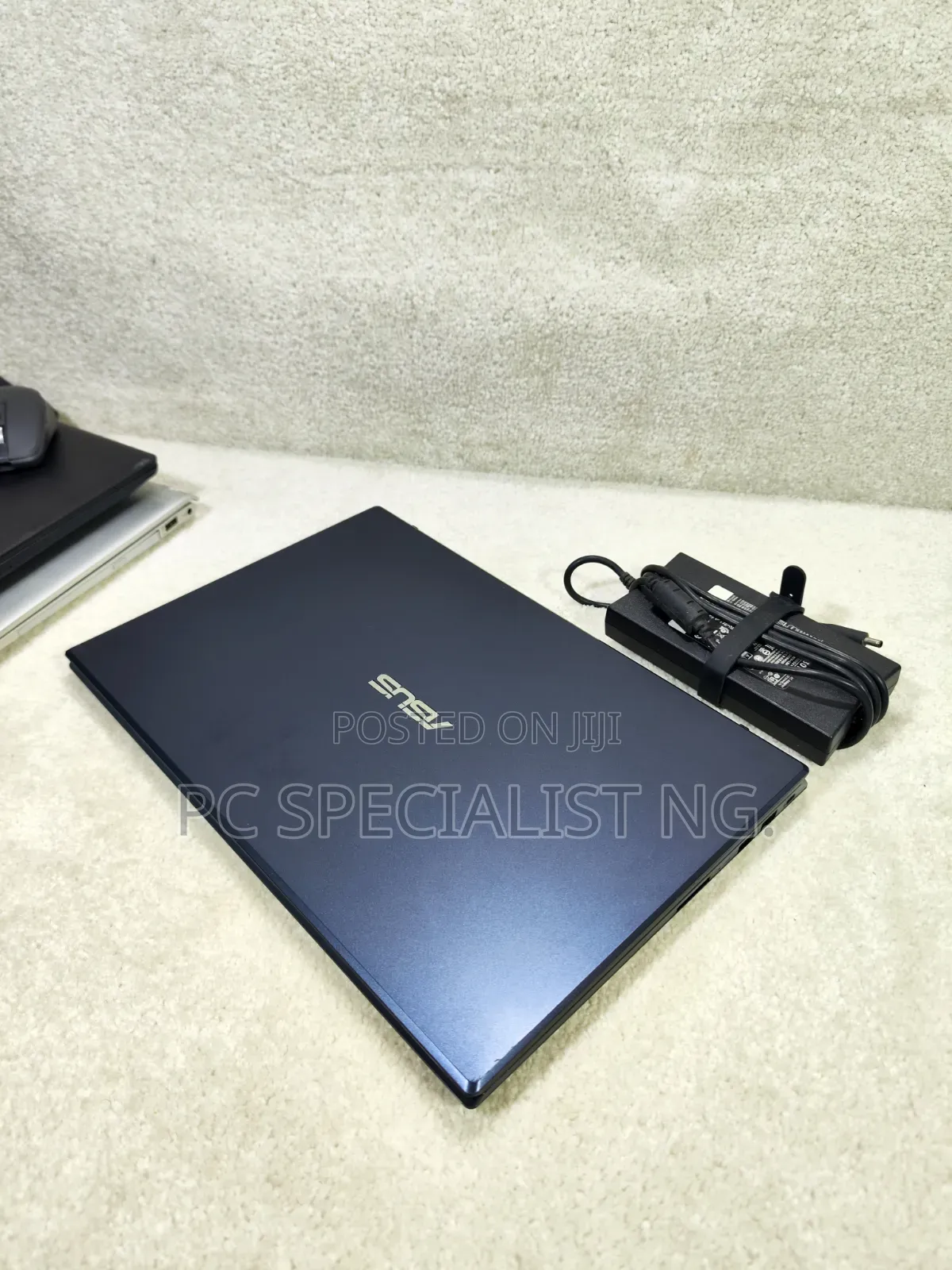 Laptop Asus Vivobook 15 16GB Intel Core i7 HDD+SSD 1T