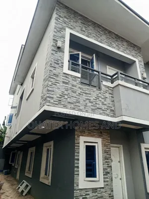 4bdrm Duplex in Akura Estate GRA Phase 1 for Rent