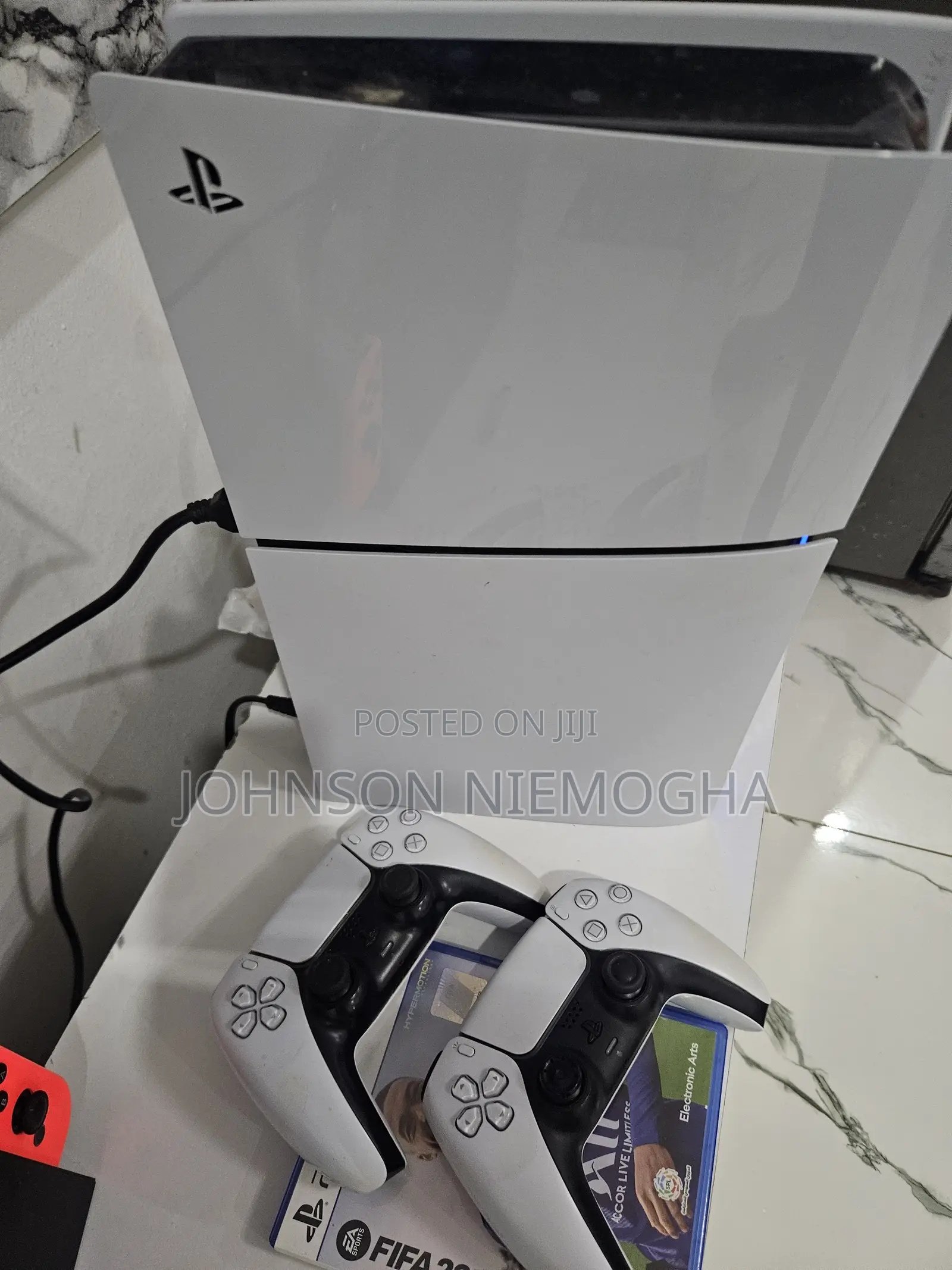 Clean Ps 5 Slim With 2 Controllers! 