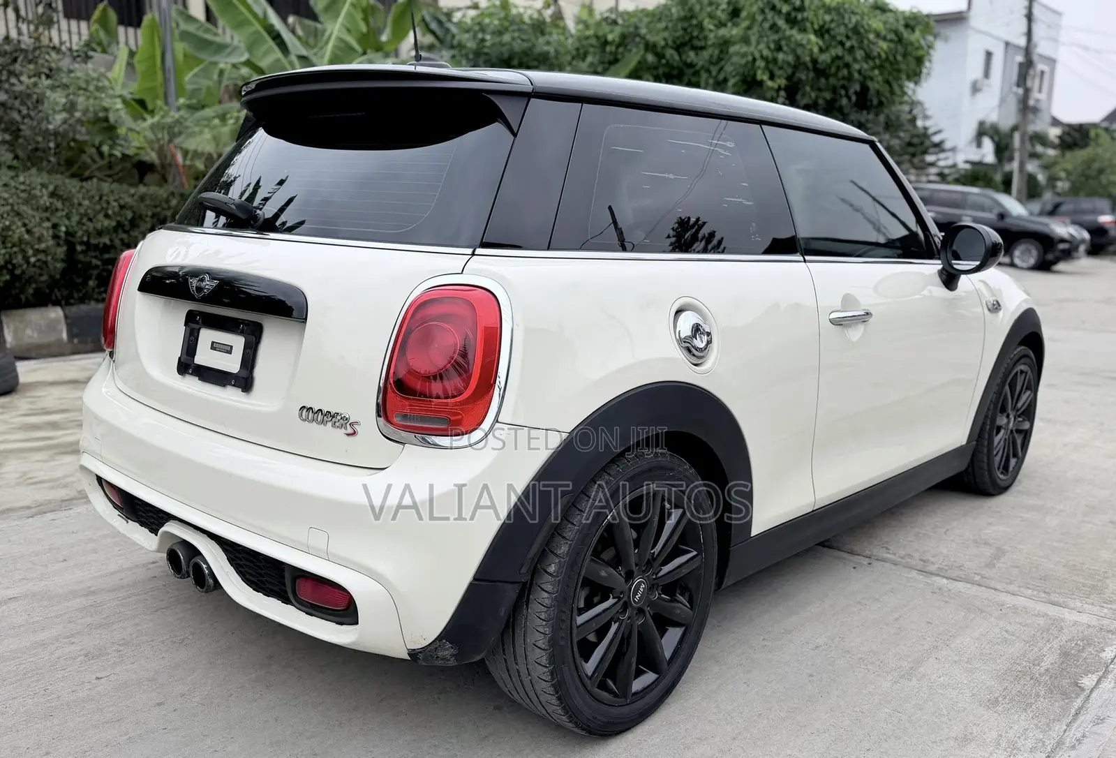 Mini Cooper 2016 White