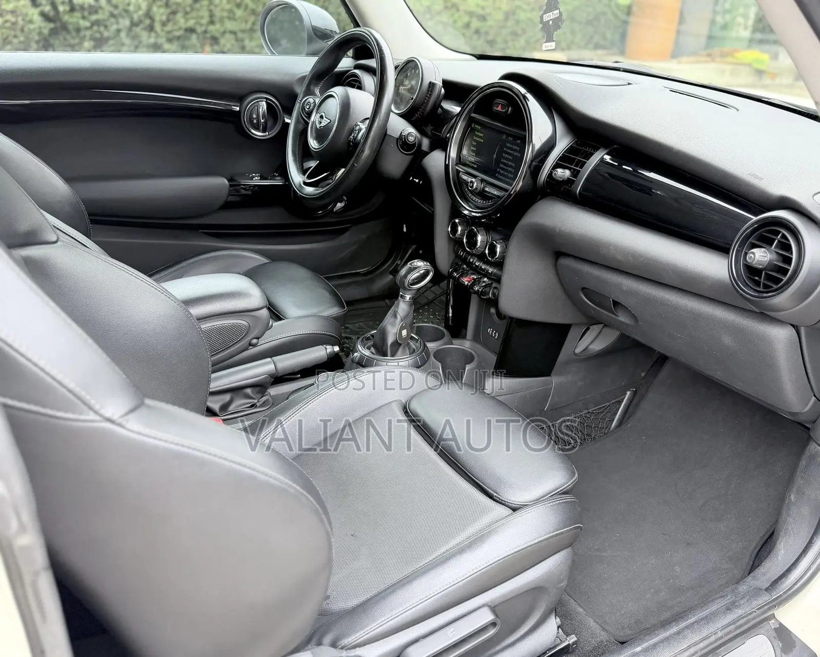Mini Cooper 2016 White