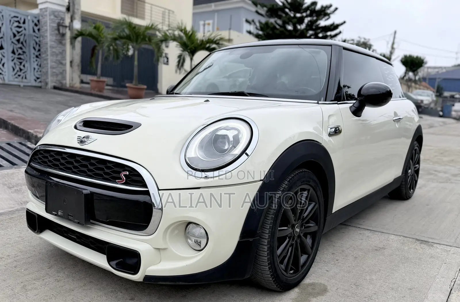 Mini Cooper 2016 White