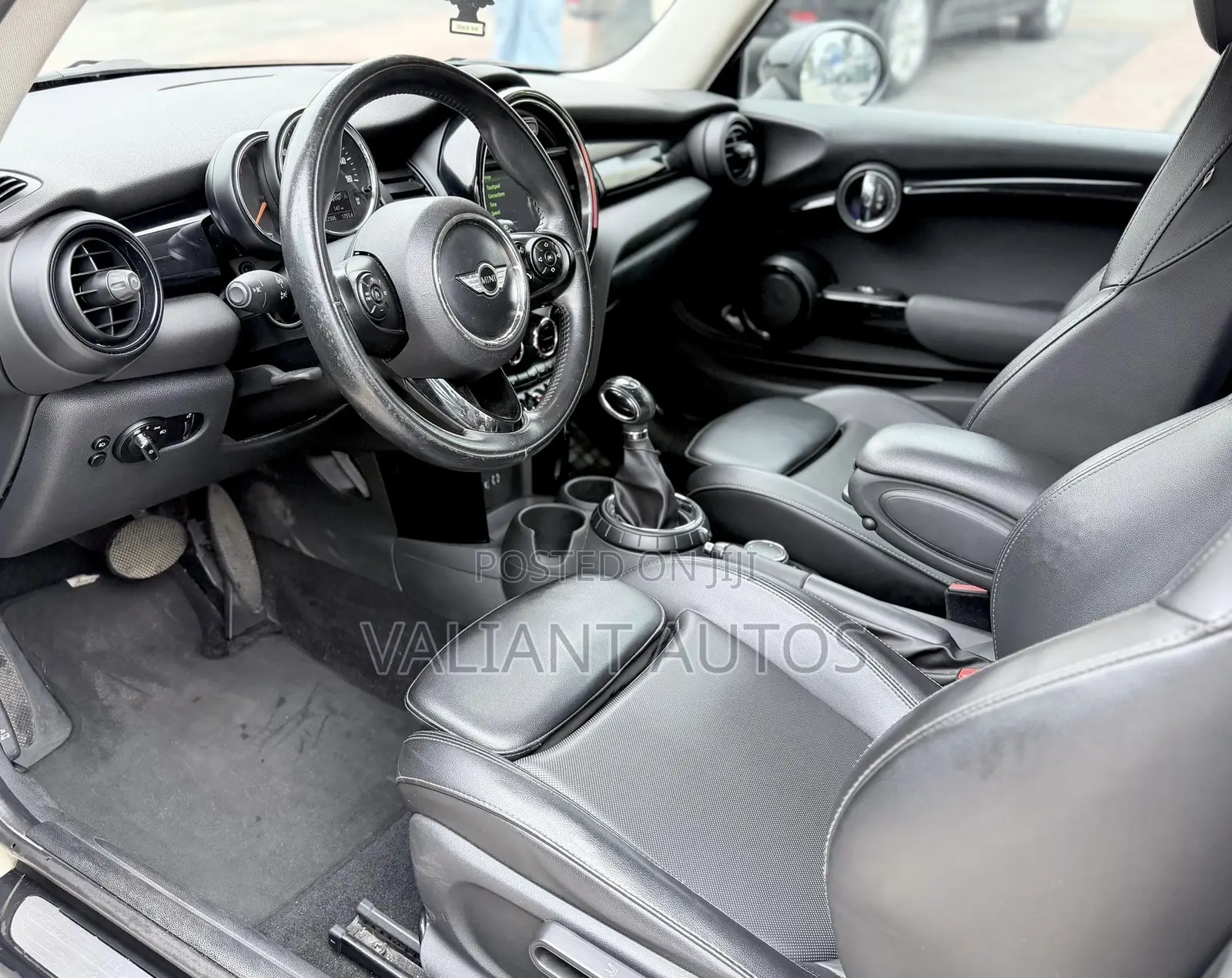 Mini Cooper 2016 White