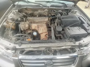 Toyota Camry 2000 Gray