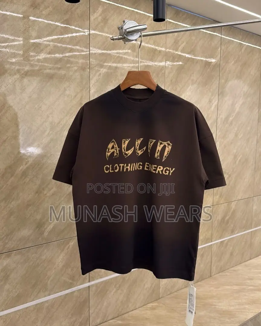 Well Branded Tshirt for Casual