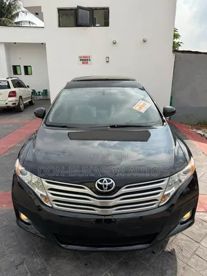 Toyota Venza XLE 2010 Black