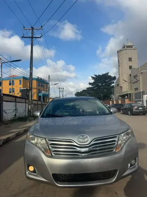Toyota Venza AWD 2011 Silver