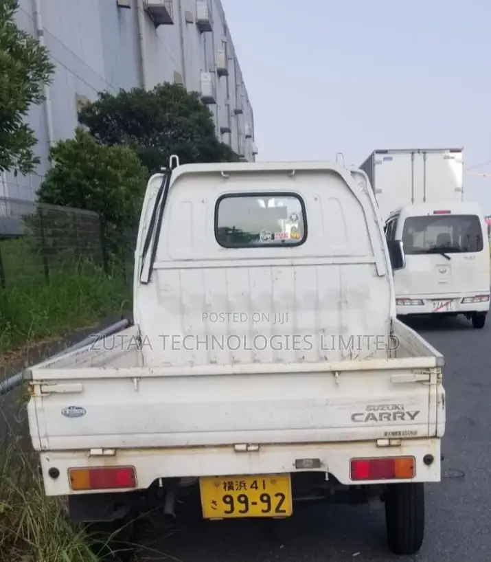 Suzuki Every 2010 White