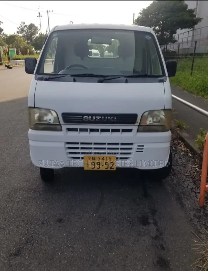 Suzuki Every 2010 White