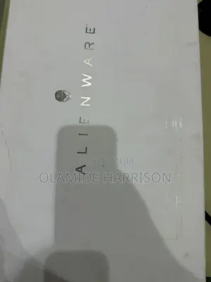 Laptop Alienware M17 R2 32GB Intel Core Ultra 7 SSD 1T