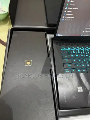 Laptop Alienware M17 R2 32GB Intel Core Ultra 7 SSD 1T