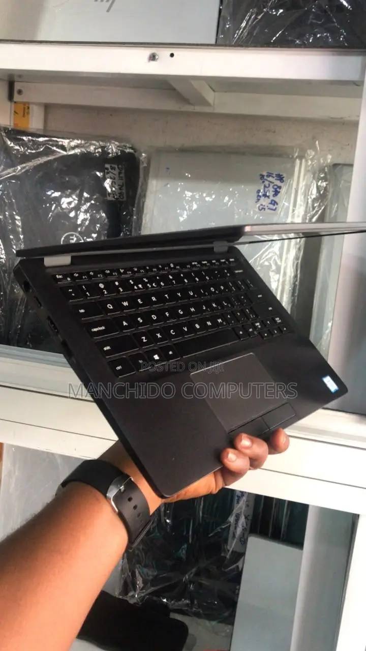 Laptop Dell Latitude 5300 8GB Intel Core i7 SSD 256GB