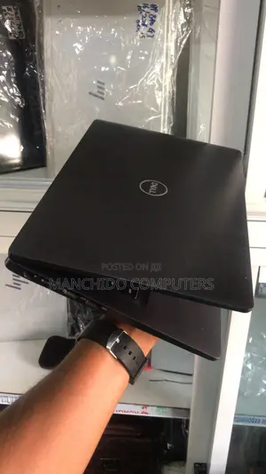 Laptop Dell Latitude 5300 8GB Intel Core i7 SSD 256GB