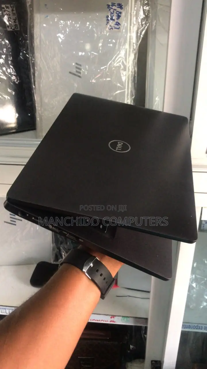 Laptop Dell Latitude 5300 8GB Intel Core i7 SSD 256GB