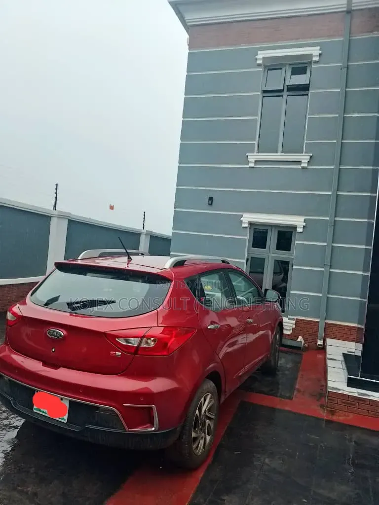 JAC S2 2020 Red