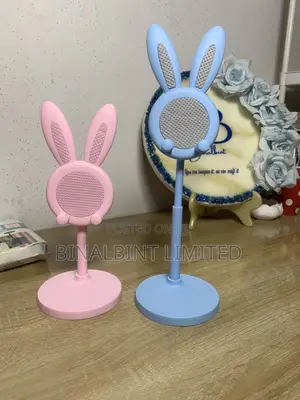 Cute Bunny Phone Stand