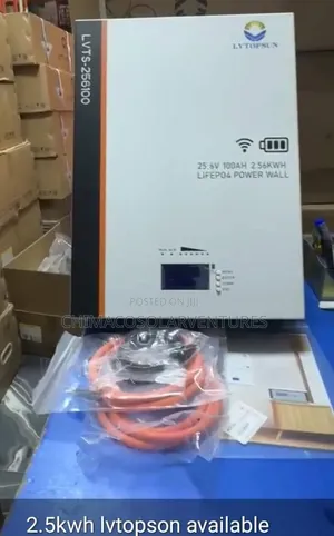 LVTOPSUN 25.6V 100Ah 2.56kWh LiFePO4 Lithium Battery