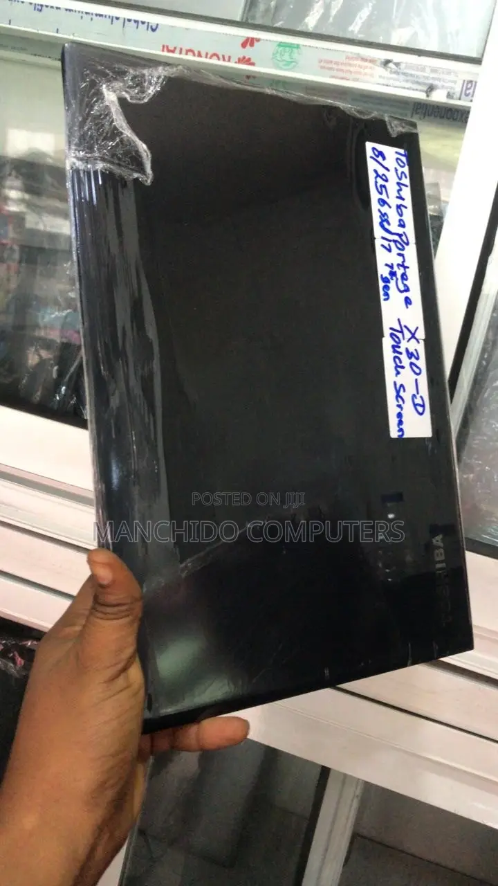 Laptop Toshiba X30 8GB Intel Core i7 SSD 256GB