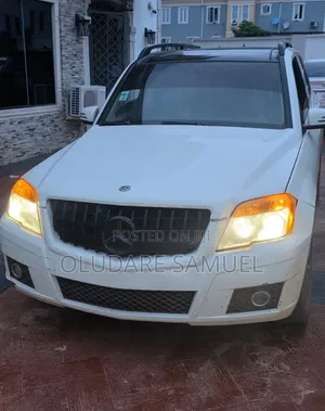 Mercedes-Benz GLK-Class 2010 Off white