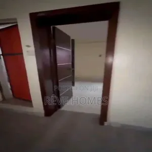 2bdrm Block of Flats in Shomolu / Shomolu for rent