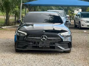 Mercedes-Benz C300 2022 Black