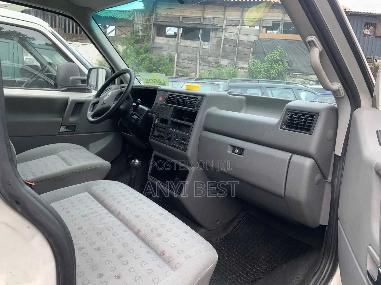Volkswagen Transporter 2005 White