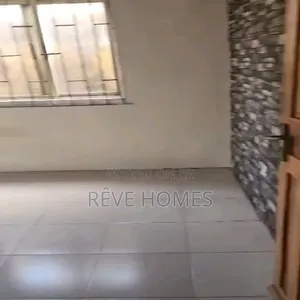 2bdrm Bungalow in Medina for rent