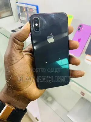 Apple iPhone XS 64 GB Black