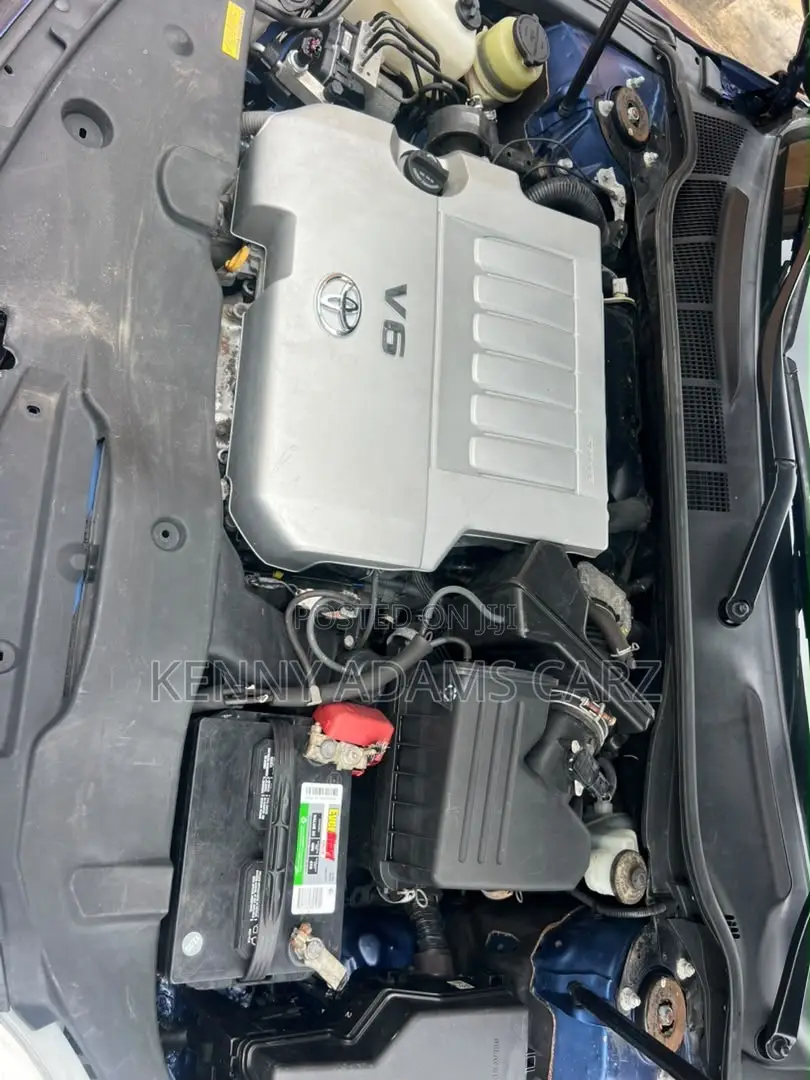 Toyota Camry 2011 Blue