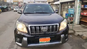 Toyota Land Cruiser Prado 2013 Black