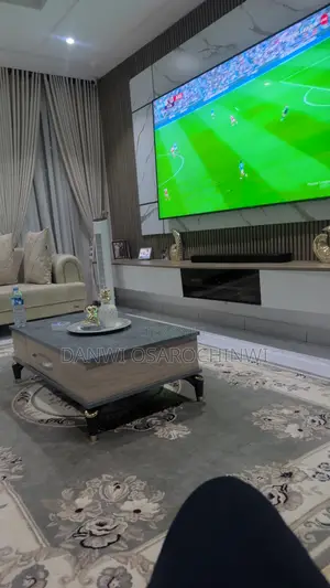 Mint TCL 85 Inch Mini LED TV .
