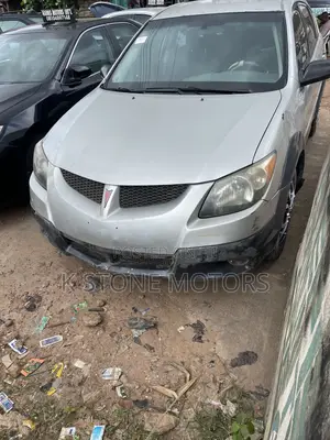 Pontiac Vibe Automatic 2004 Silver