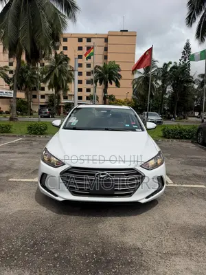 Hyundai Elantra 2017 White