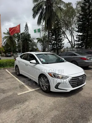 Hyundai Elantra 2017 White