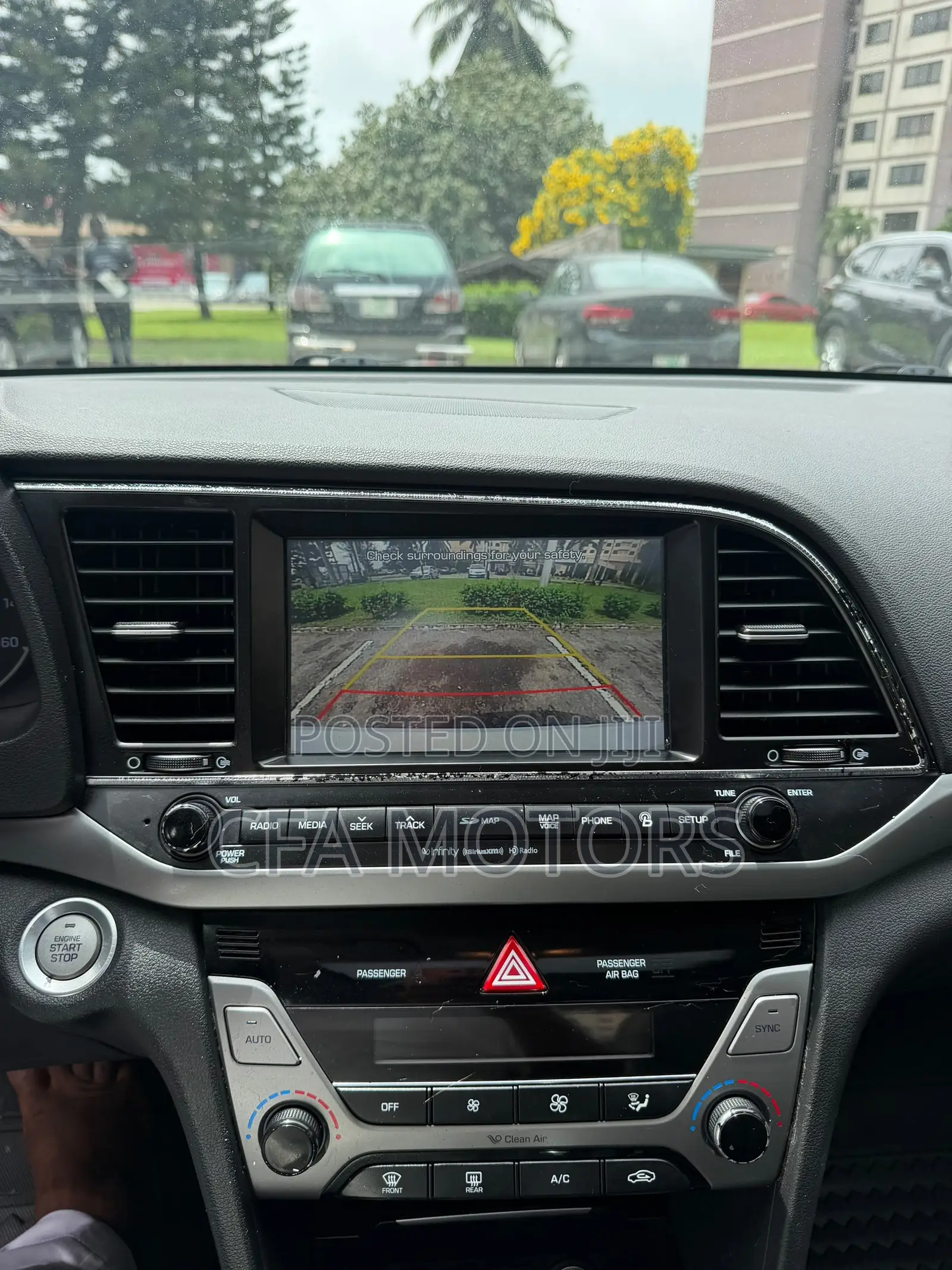 Hyundai Elantra 2017 White