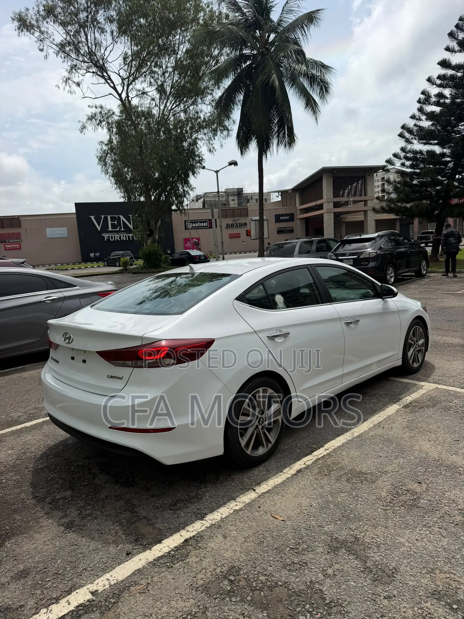 Hyundai Elantra 2017 White