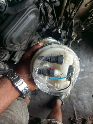 Volvo S40/V40 Complete Fuel Pump 2002 Mordel