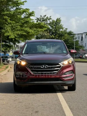 Hyundai Tucson 2016 Red