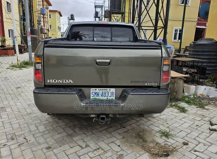 Honda Ridgeline 2008 Gray